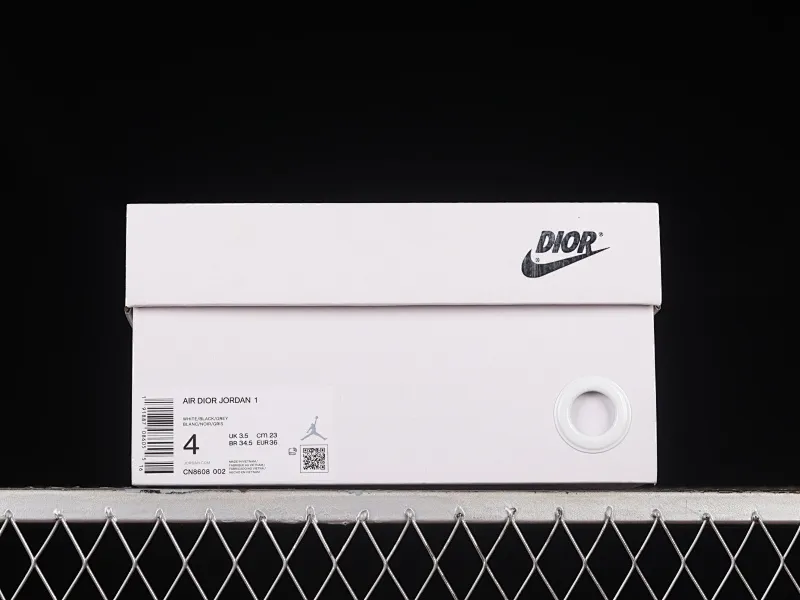 All categories Air Jordan Jordan series basketball shoes Air Jordan 1 Low Dior x Air Jordan 1 Low AJ1 Joe 1 Dior joint white gray low top CN8608-002